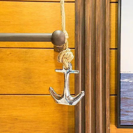 Apartment Citycenter Pirates Room, Young People Only Malaga